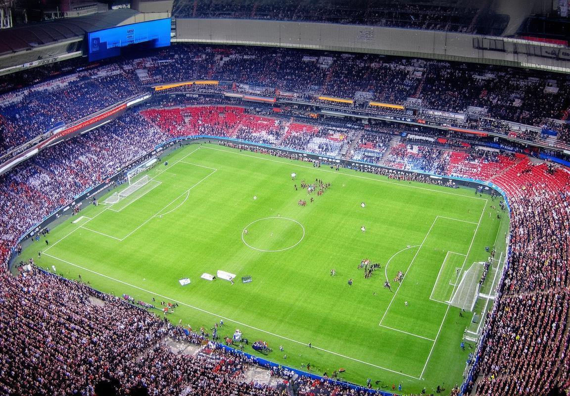 PSG与皇马：巅峰对决与足球文化交融解析