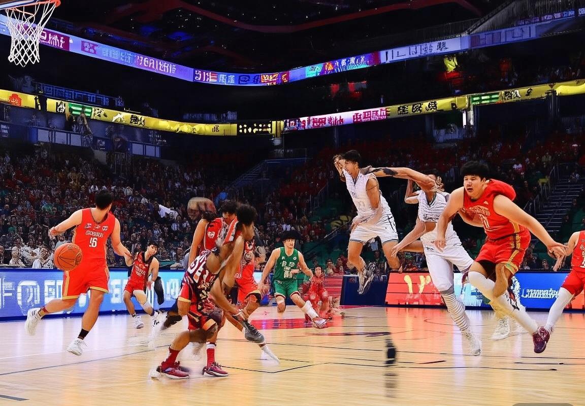 2020 CBA季后赛广厦VS广东巅峰对决回顾：技术与智慧的对决
